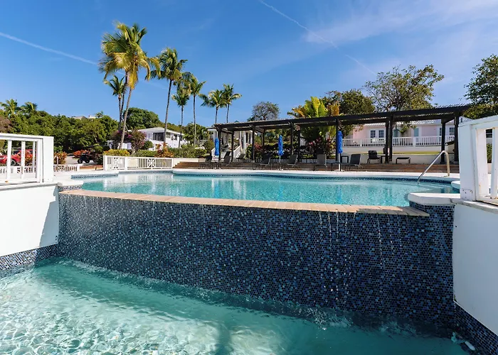 Romora Bay Resort & Marina