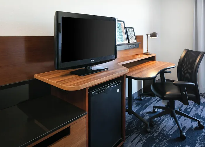 Fairfield Inn & Suites By Marriott Tulsa Central