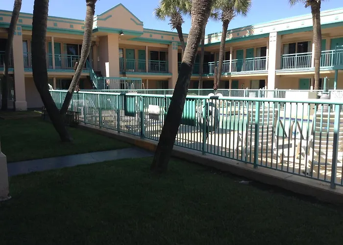 Royal Palace Inn And Suites Myrtle Beach Ocean Blvd