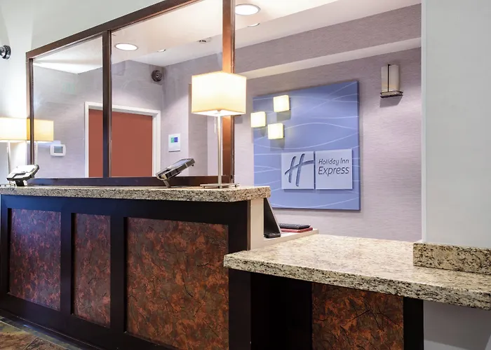 Holiday Inn Express Hotel & Suites Littleton By Ihg