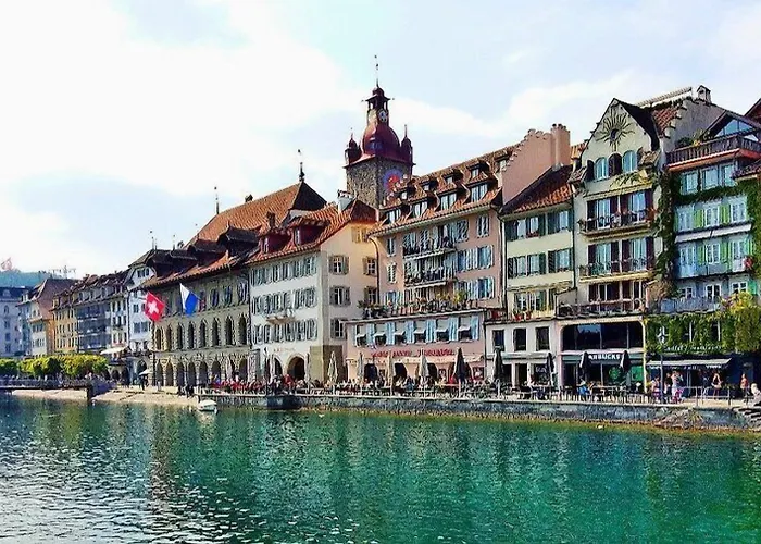 Hotel De la Paix