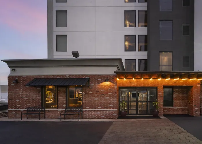 Aiden By Best Western Newark Airport