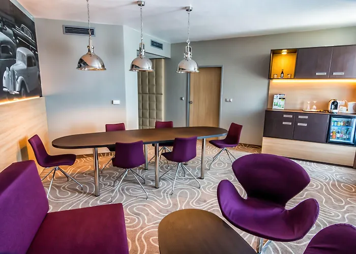 Holiday Inn Budapest-Budaoers By Ihg
