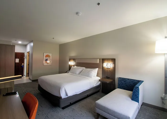 Holiday Inn Express & Suites Sulphur Springs By Ihg