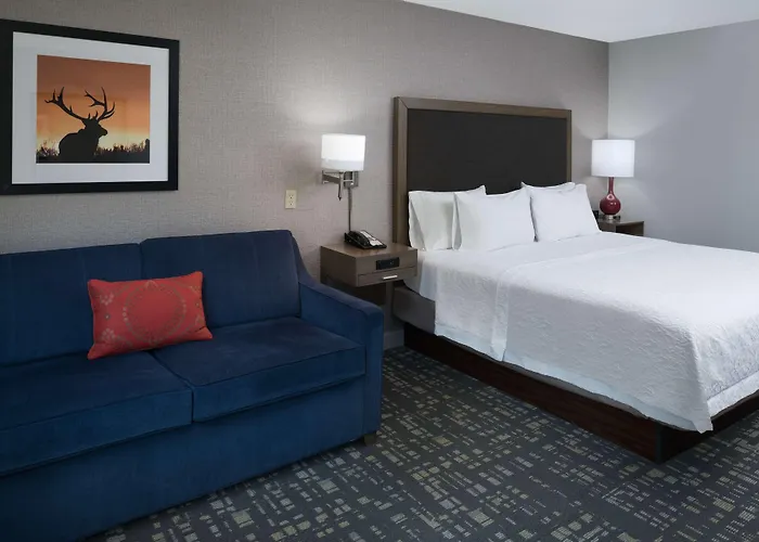 Hampton Inn North Sioux City