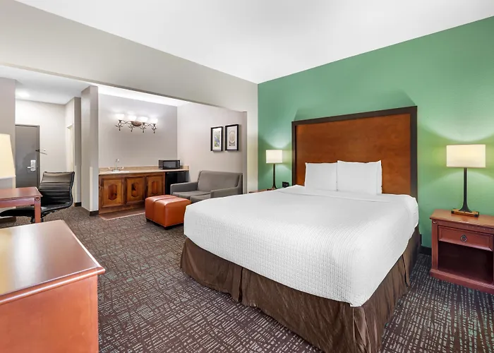 Best Western Plus Georgetown Inn & Suites