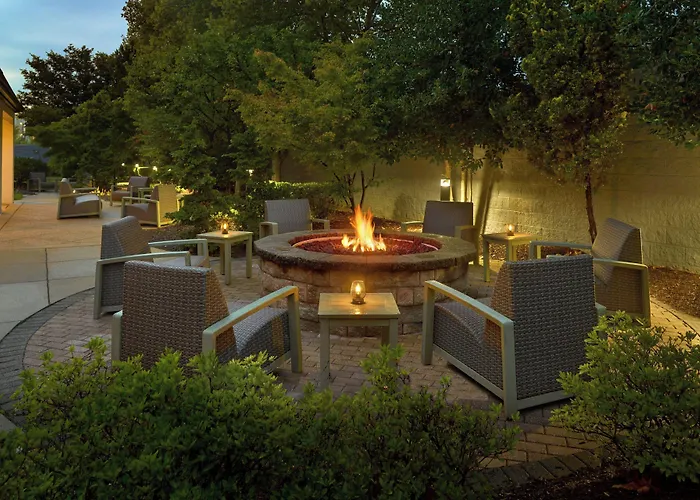 Courtyard By Marriott Frederick