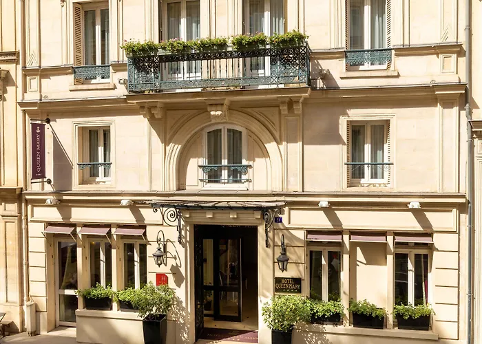 Queen Mary Opera Paris
