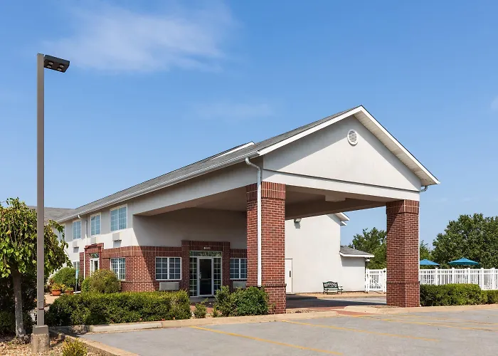 Days Inn By Wyndham Mountain Home
