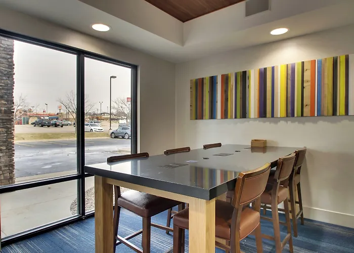 Holiday Inn Express Hotel & Suites Cedar Rapids I-380 At 33Rd Avenue By Ihg
