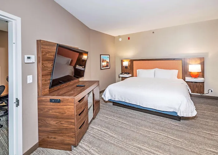 Hampton By Hilton Ottawa