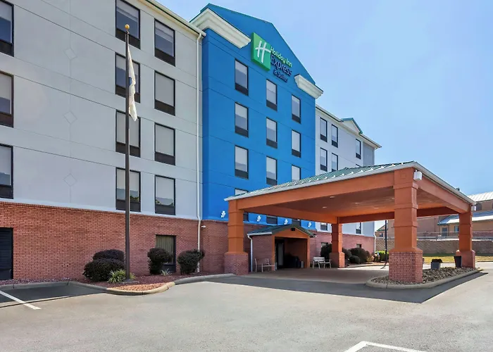 Holiday Inn Express Hotel & Suites Charleston-Southridge By Ihg