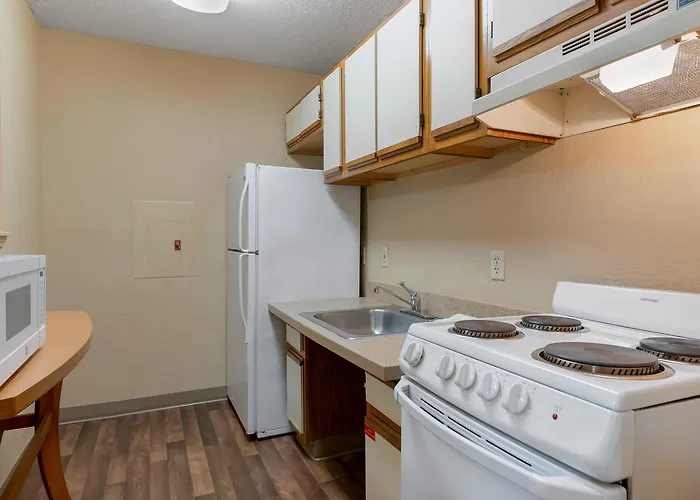 Extended Stay America Select Suites - Denver - Tech Center South