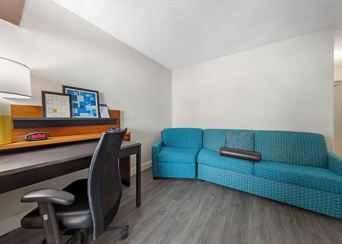 Comfort Inn & Suites Mt Laurel-Philadelphia