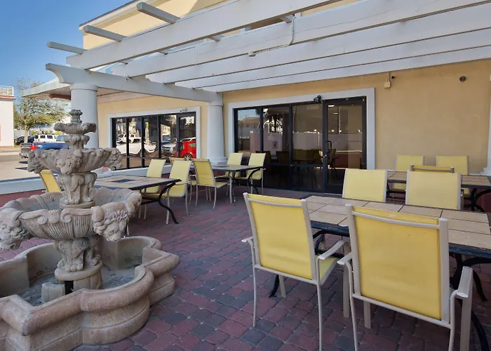 Best Western Ocean Sands Beach Resort