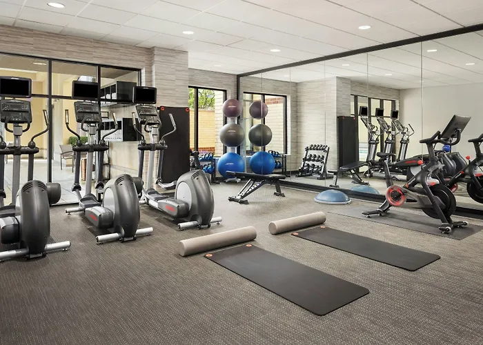 Courtyard By Marriott Bloomington Mall Of America