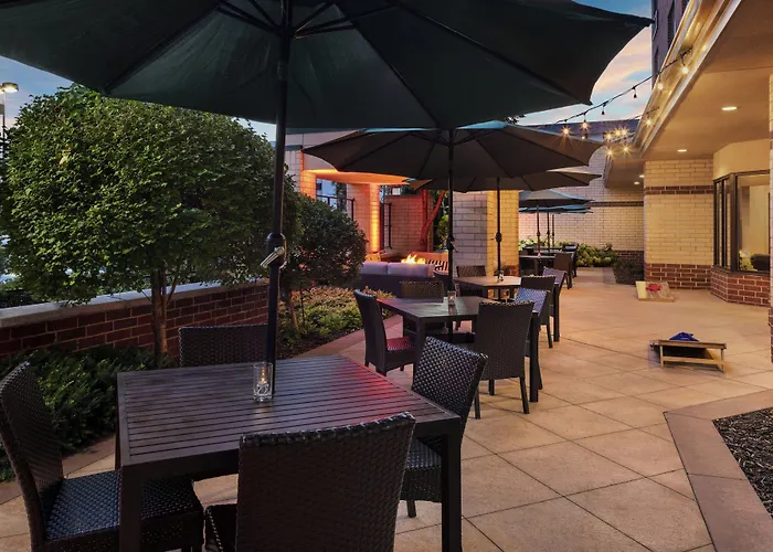 Courtyard By Marriott Bloomington Mall Of America