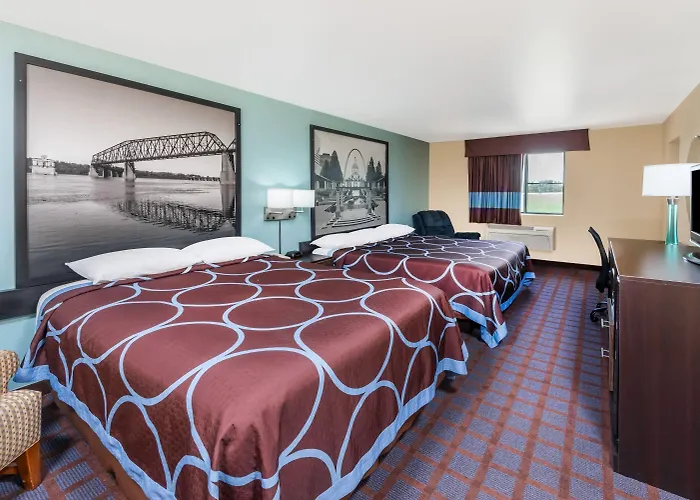 Super 8 By Wyndham Okawville