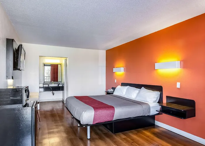Motel 6-Little Rock, Ar - West