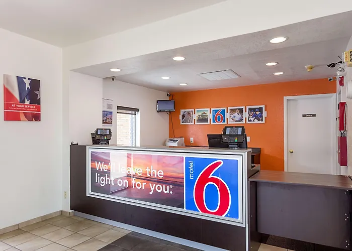 Motel 6 Baton Rouge Southeast
