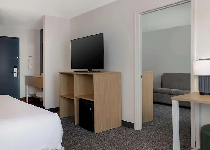 Spark By Hilton Evansville East, In