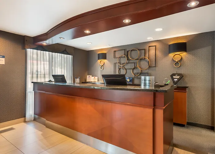 Best Western Plus Calgary Centre Inn