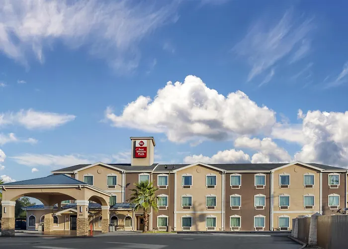 Best Western Plus Heritage Inn & Suites Houston,Pasadena,Deer Park,Channelview