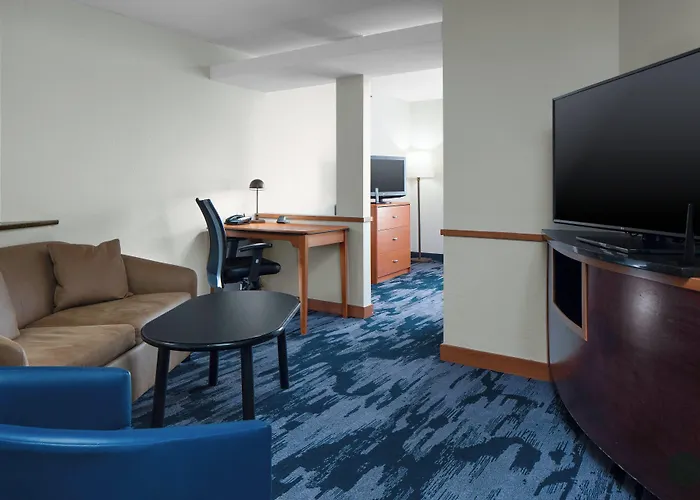 Fairfield Inn & Suites Jefferson City