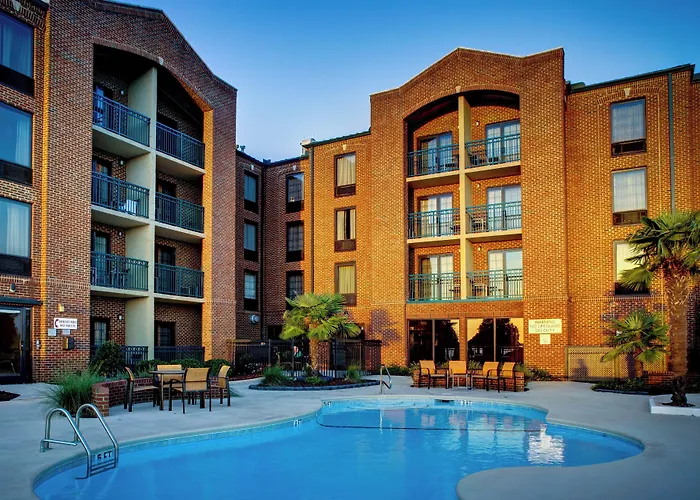 Courtyard By Marriott Riverfront New Bern