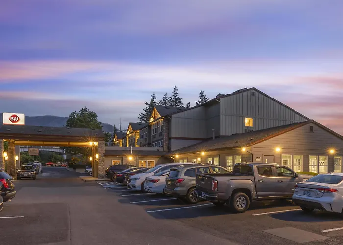 Best Western Plus Columbia River Inn
