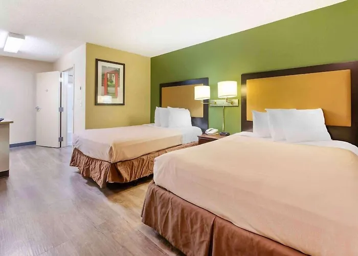 Studio 6 Suites Fresno North Ca