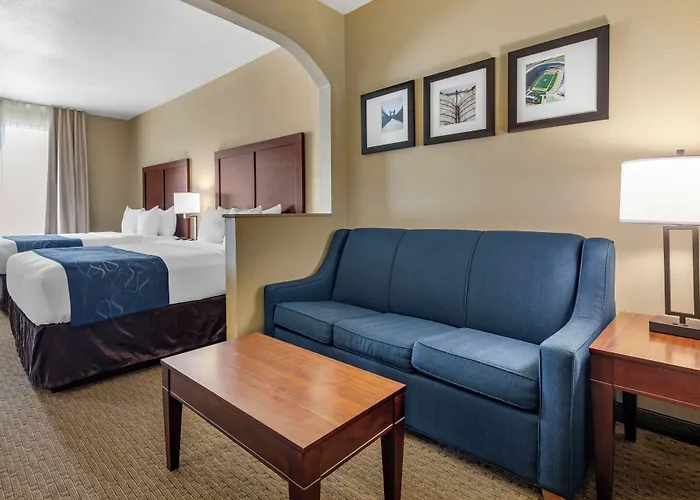 Comfort Suites Waco Near University Area