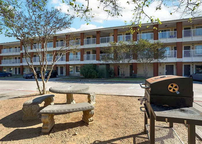 Extended Stay America Suites - Houston - The Woodlands