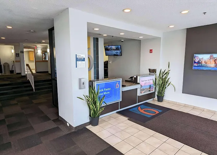 Motel 6-Framingham, Ma - Boston West