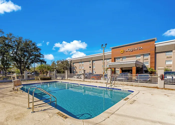 La Quinta Inn & Suites By Wyndham Jacksonville Mandarin
