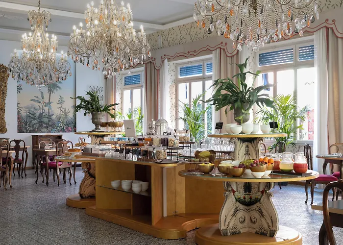 Palace Hotel