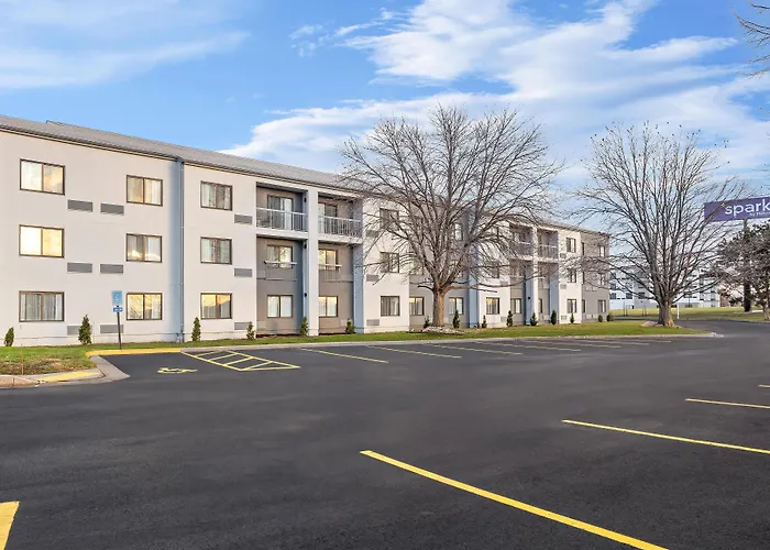 Spark By Hilton Bettendorf Quad Cities