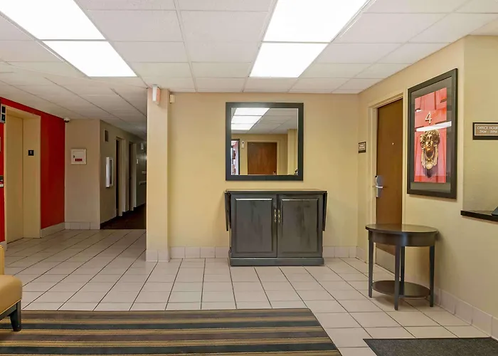 Extended Stay America Suites - Detroit - Madison Heights
