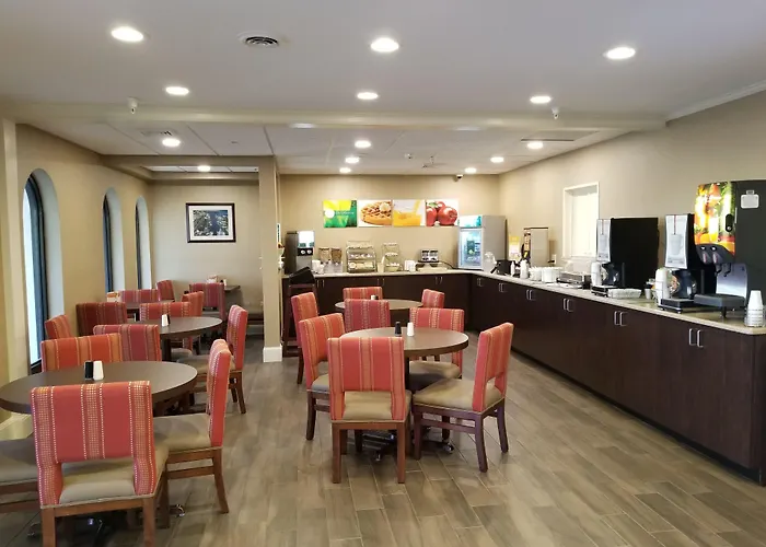 Quality Inn & Suites Oceanblock