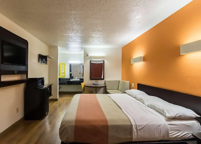 Motel 6-Crawfordsville, In