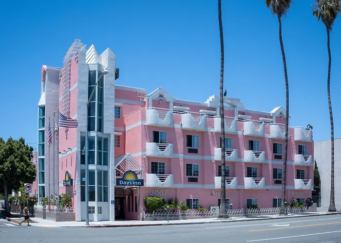 Days Inn By Wyndham Santa Monica