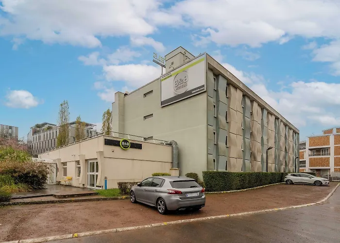 B&B HOTEL Lille Villeneuve d'Ascq Hôtel de Ville