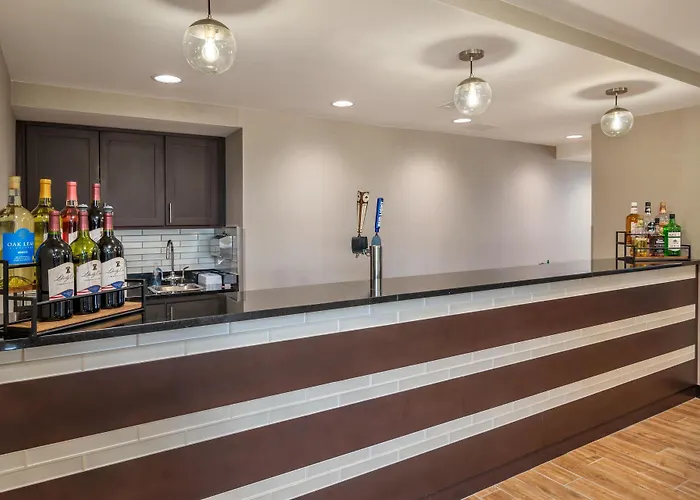 Drury Inn & Suites Atlanta Morrow