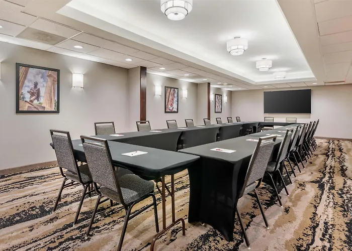 Drury Inn & Suites Atlanta Morrow