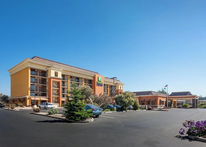 Holiday Inn Express At Monterey Bay By Ihg Seaside