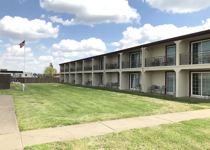 Days Inn By Wyndham Joplin