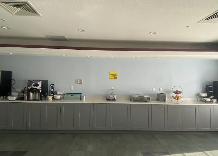 Days Inn By Wyndham Dodge City