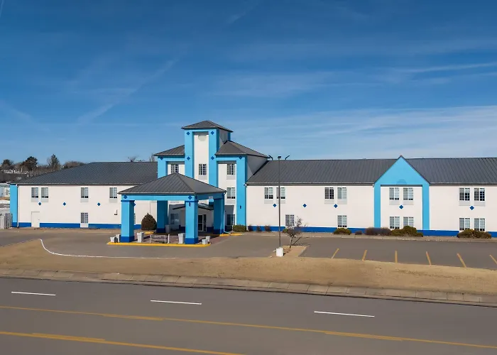 Days Inn By Wyndham Dodge City