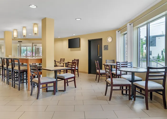 Best Western Plus Traverse City