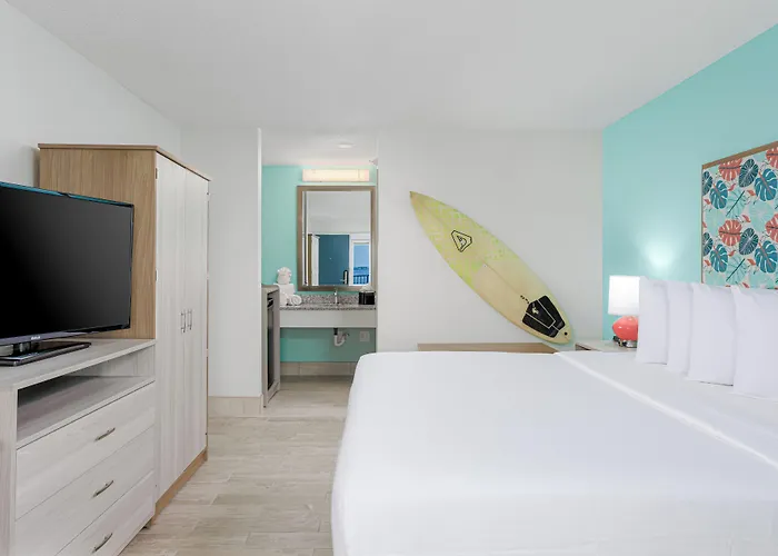 Surf & Sand Hotel